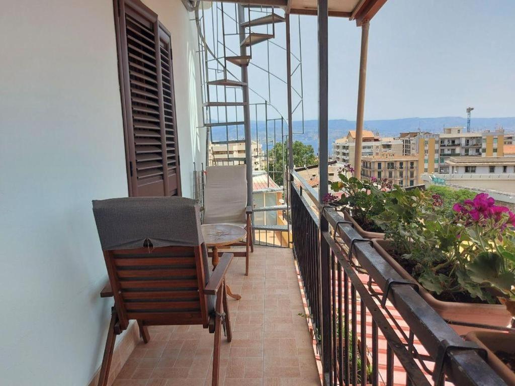 House Costa Bed and Breakfast Messina Eksteriør billede